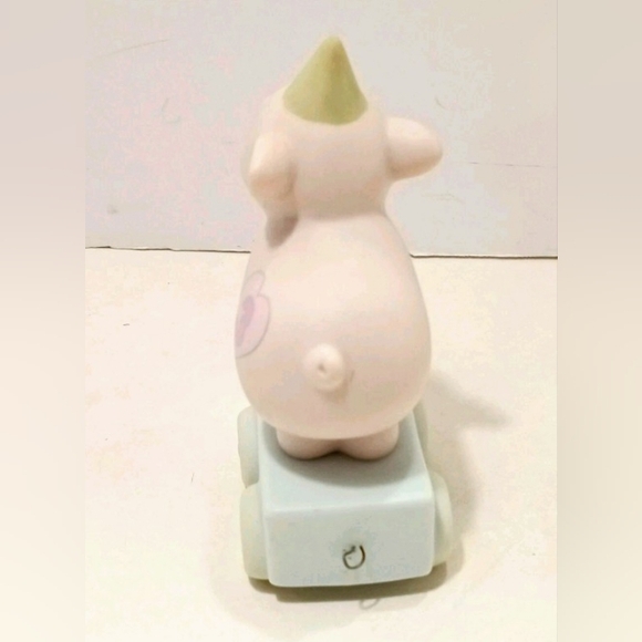 Precious Moments Pig 3rd Birthday Train Figurine 15954 1985 No Box - Picture 4 of 5